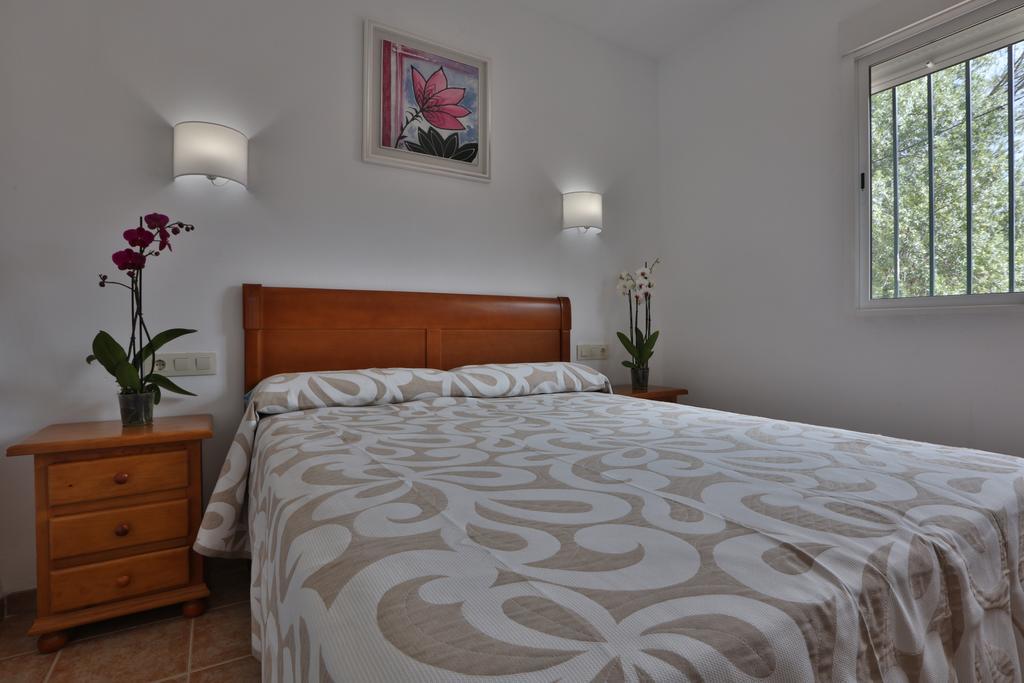 Apartamentos El Madronal Coto Rios Exterior photo