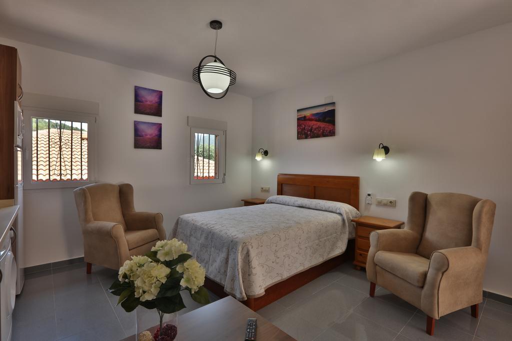 Apartamentos El Madronal Coto Rios Exterior photo
