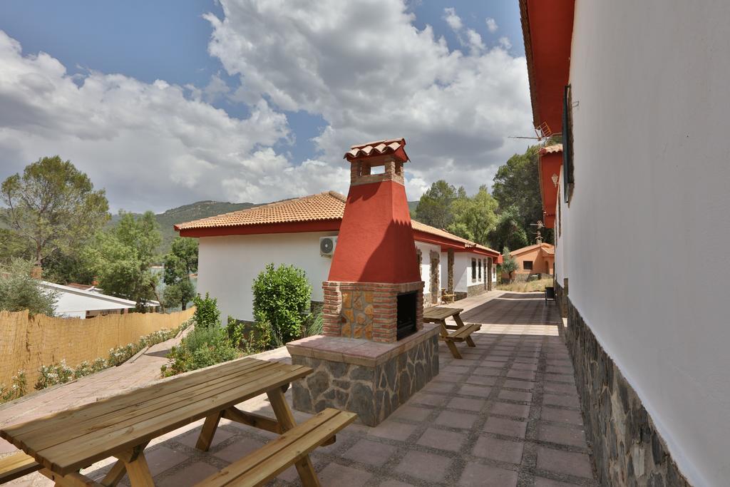 Apartamentos El Madronal Coto Rios Exterior photo